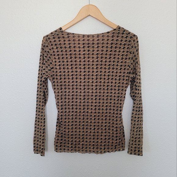 New York & Company | Y2k Houndstooth Tan Black V-Neck Rouched Twist Blouse 00s - Picture 5 of 10